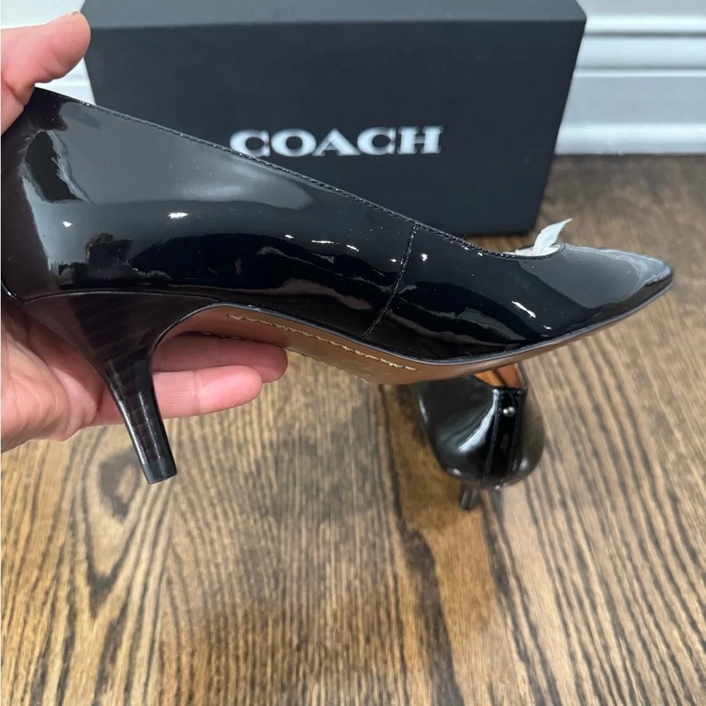 Coach Black Patent Leather Mid Heels Pump Shoes FG1479 size 6.5B
